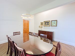 Photo 27- click for photo gallery